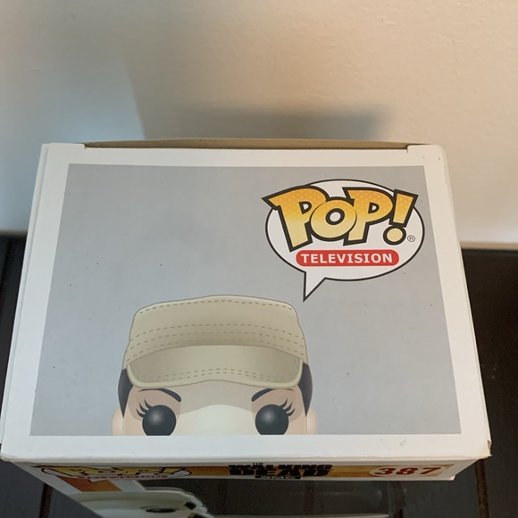 Rosita Espinosa The Walking Dead POP! Television #387 Figurine Funko - Picture 3 of 7